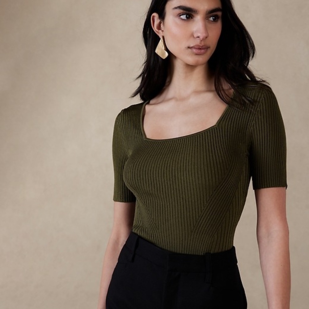 Banana Republic Hayden Square Neck Tee - Olive Green
